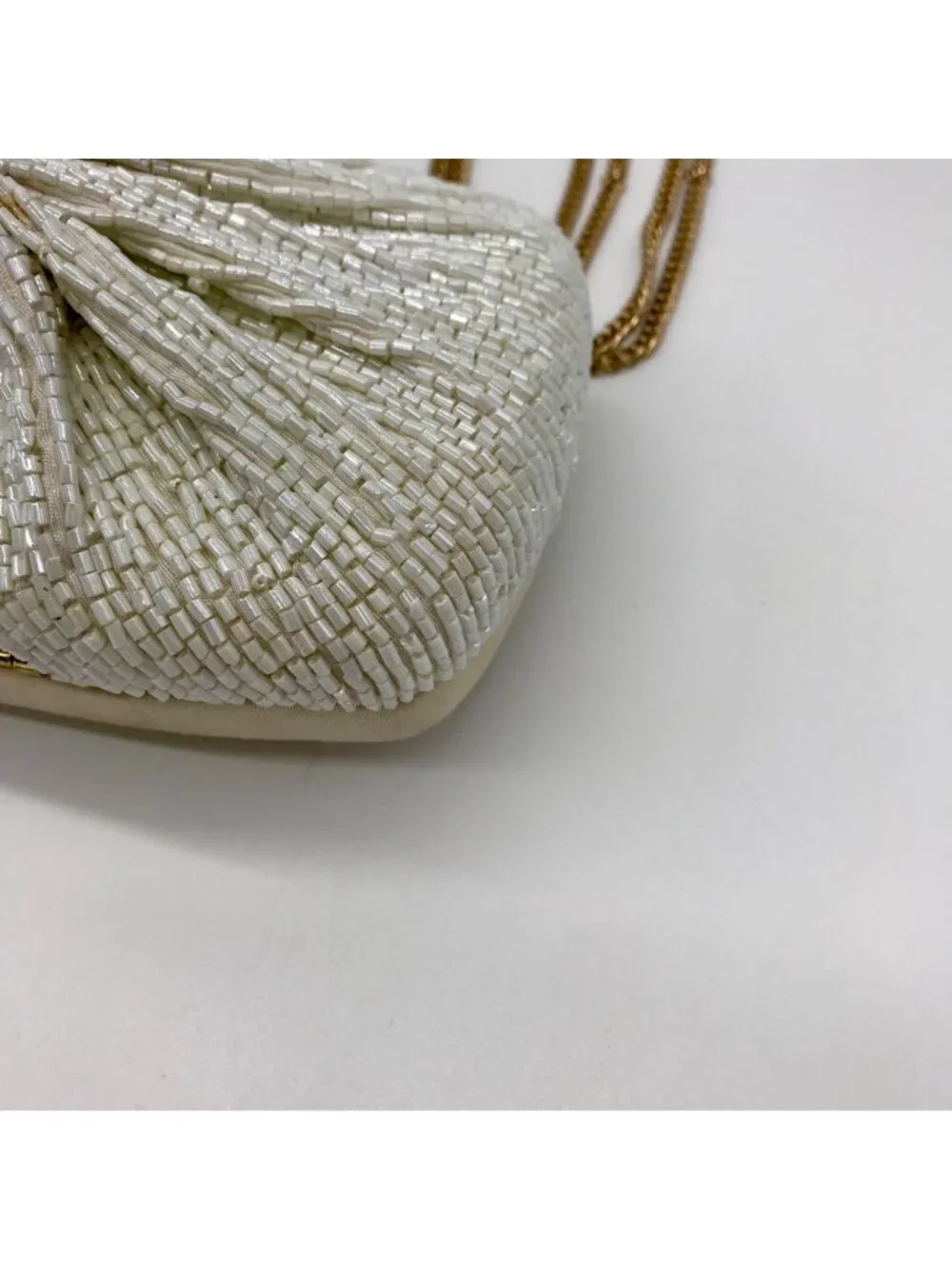 MMS Brands White Beaded Bow Clutch Bag